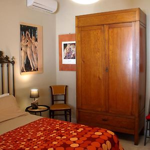 B&B il rosso e il nero